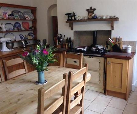 Kendal House B&B Towcester Ngoại thất bức ảnh
